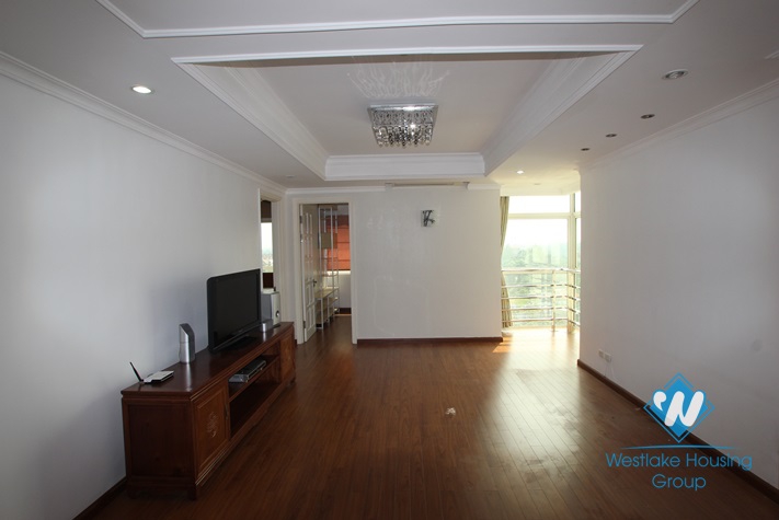 Nice apartment for rent in E Tower, Ciputra area, Tay Ho District, Ha Noi